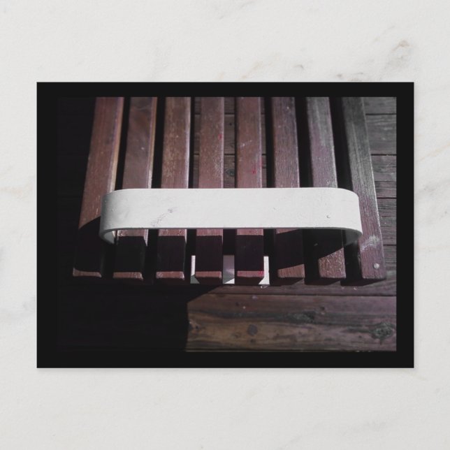 benchmark :: thorndale eL Postcard (Front)