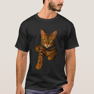 Bengal Cat Green Eyes Realistic Portrait Feline Lo T-Shirt