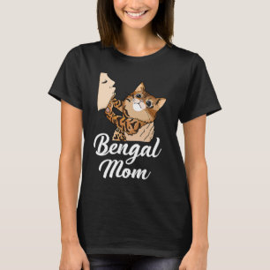 Bengal Cat Mum Cute Mother of Bengals T-Shirt