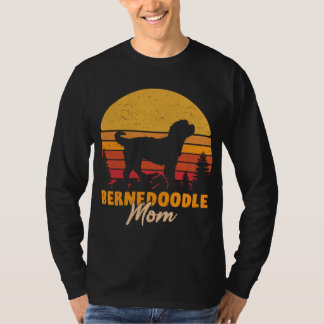Bernedoodle Mum Mama Vintage Retro Dog Women Gift T-Shirt