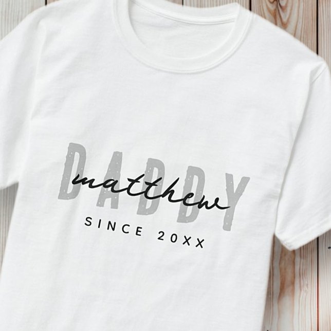 Best Dad Ever Modern Elegant Simple Father's Day T-Shirt (Creator Uploaded)