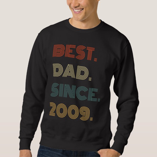Best Dad Since 2009 Clothes  for Him Men Retro Vin Sweatshirt (Front)