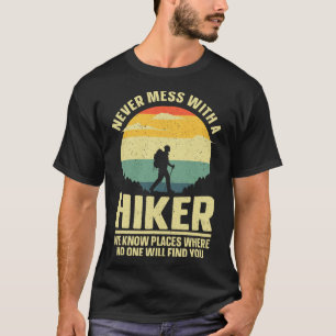 Best Hiking Art For Men Women Outdoor Hike Gear Hi T-Shirt