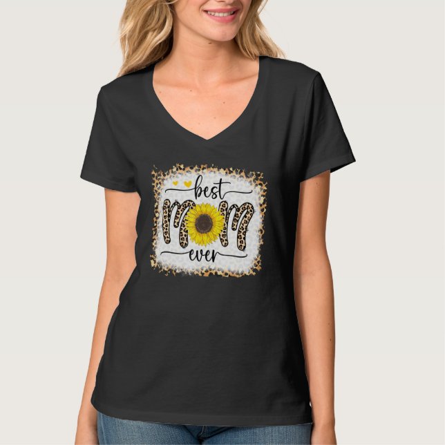 Best Mum Ever Leopard Sunflower Hearts Bleached Mo T-Shirt (Front)