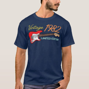 Best of 1982 Birthday Guitar lovers 40th Birthday T-Shirt