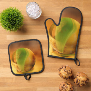 Best Solid Colour Silver Quilted Heat Protection Oven Mitt & Pot Holder Set