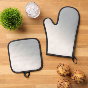 Best Solid Colour Silver Quilted Heat Protection Oven Mitt & Pot Holder Set