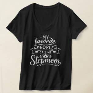 Best Stepmom Gift From Blended Family V-Neck T-Shirt