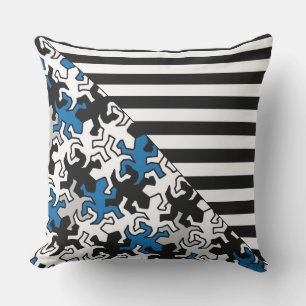 BG Stripes Pattern wide black + geckos mosaic Cushion