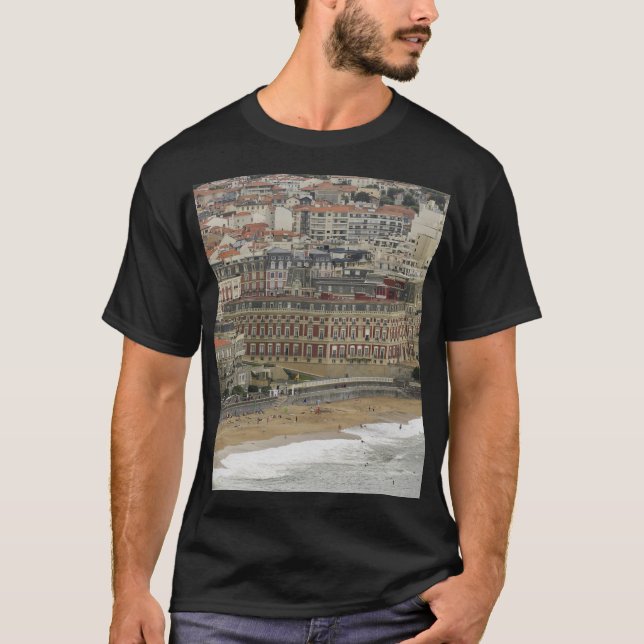 Biarritz beach, Belle Époque architecture. T-Shirt (Front)