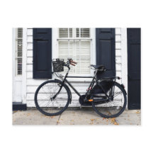 Bicycle on Meeting St, Charleston, South Carolina