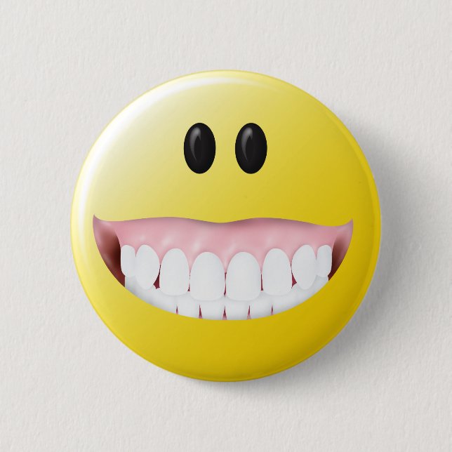 Big Gums Face 6 Cm Round Badge (Front)