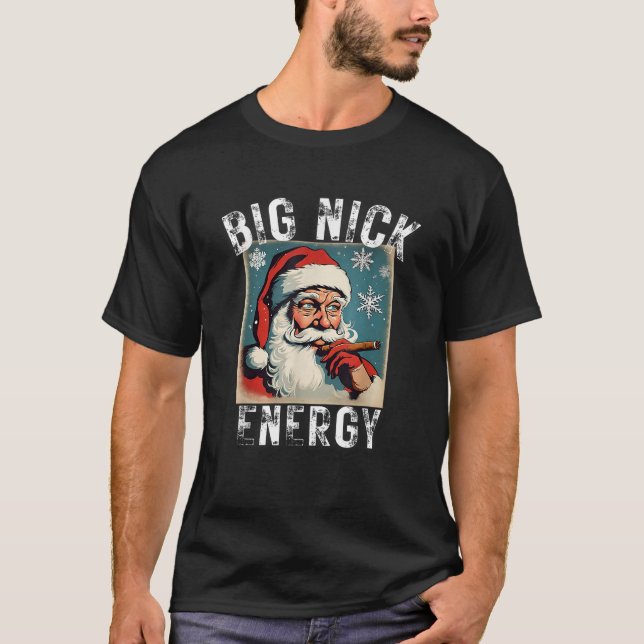 Big Nick Energy Funny Christmas Vintage Santa Smok T-Shirt (Front)