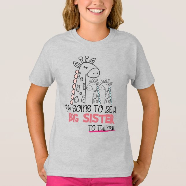 Big sister to be to twins giraffe pregnancy T-Shirt (Front)
