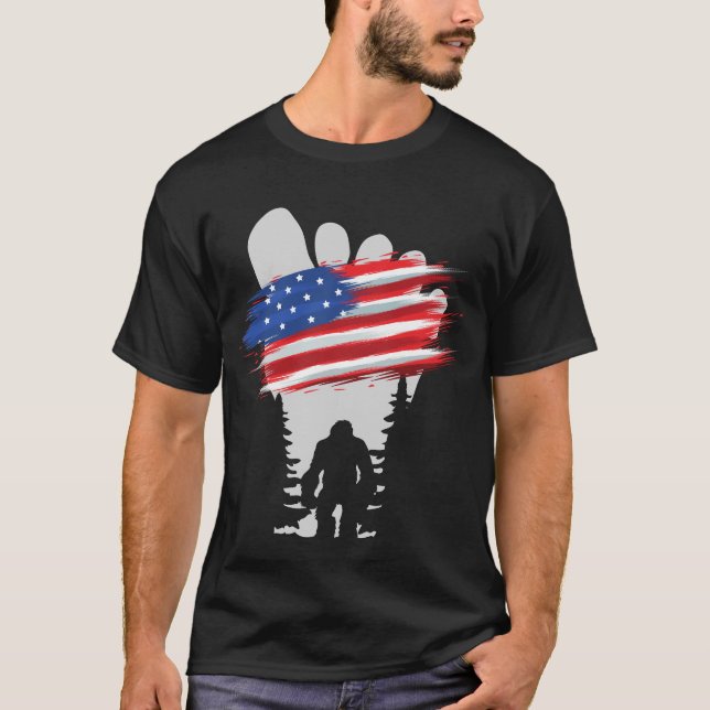 Bigfoot 4th July.b T-Shirt (Front)