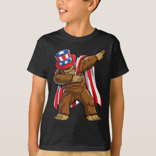 Bigfoot 4th Of July Sasquatch American Flag  T-Shirt