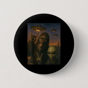 Bigfoot Alien Rock On Selfie Ufo Funny Gifts Men W 6 Cm Round Badge