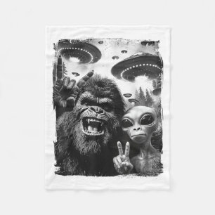 Bigfoot Alien Selfie Rock On Peace Sign Funny UFO Fleece Blanket