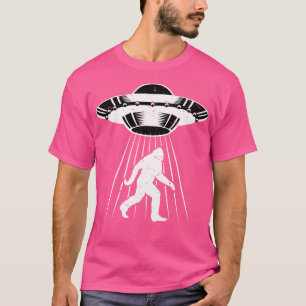 Bigfoot Alien Ufo Abductions T-Shirt