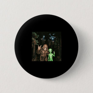 Bigfoot alien ufo selfie funny sasquatch meme men 6 cm round badge
