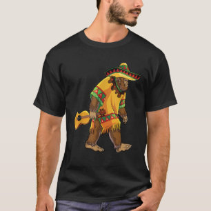 Bigfoot El Squatcho Cinco de Mayo Mexican Mariachi T-Shirt