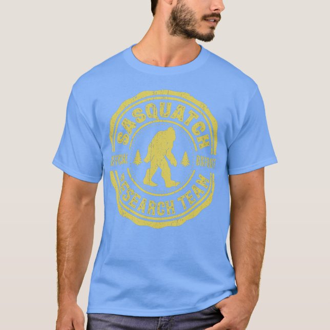 Bigfoot Finding Sasquatch Research Team Men T-Shirt (Front)