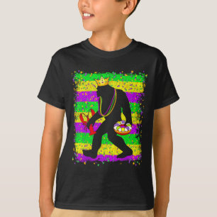 Bigfoot Mardi Gras Sasquatch Funny Men Kids Carniv T-Shirt