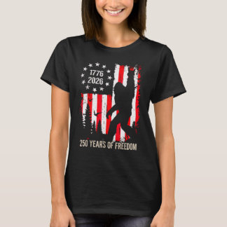 Bigfoot Patriotic 250 Years of Freedom American US T-Shirt