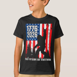 Bigfoot patriotic 250 years of freedom usa 250th T-Shirt
