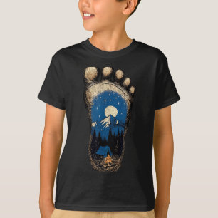 Bigfoot paw print camping mountain sasquatch T-Shirt