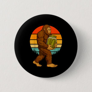 Bigfoot pickles 6 cm round badge