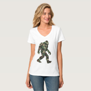 Bigfoot Sasquatch Camo      T-Shirt