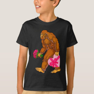 Bigfoot Sasquatch Funny Valentines Day Love T-Shirt