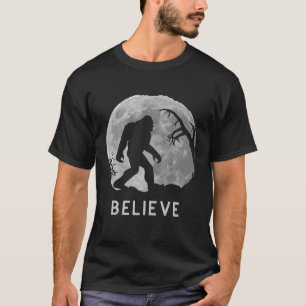 Bigfoot Sasquatch Moon Yeti Believe T-Shirt