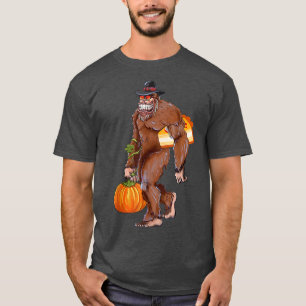Bigfoot Sasquatch Pilgrim Pumpkin Pie Thanksgiving T-Shirt