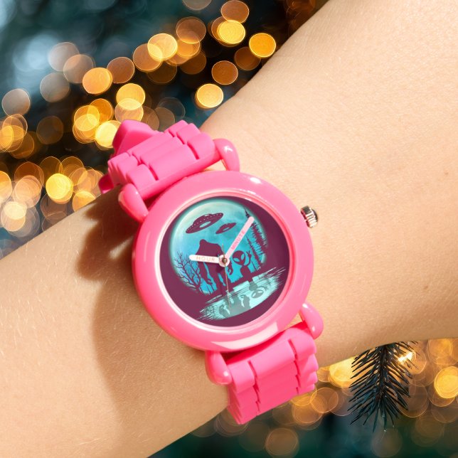 Bigfoot UFO Alien Watch (Creator Uploaded)