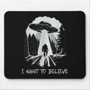 Bigfoot Ufo I Want To Believe Retro Forest Men Mouse Pad