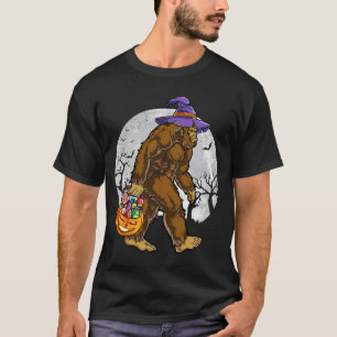 Bigfoot Witch Pumpkin Halloween Girls Women T-Shirt