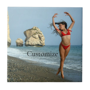 Bikini Model Dancing Thunder_Cove Tile