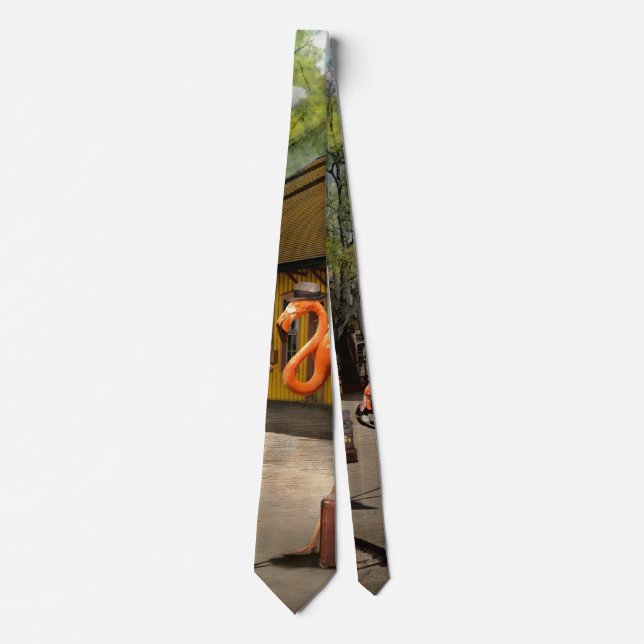 Bird - Flamingo - Wading for the train Tie (Front)