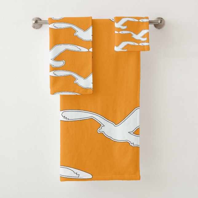Bird In Flight Bath Accessory Orange        Bath Towel Set (Insitu)