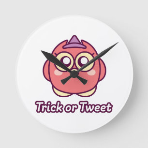 Bird Lover Halloween Cute Owl Witch Round Clock