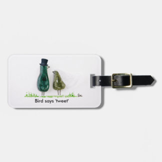 Bird says 'tweet' luggage tag