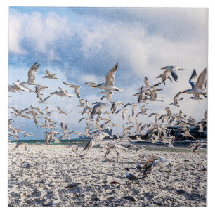 Birds soaring  tile