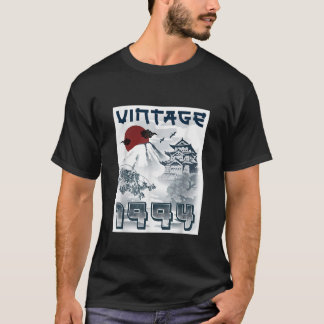Birthday 30 Years Old For Man Woman Retro Vintage  T-Shirt