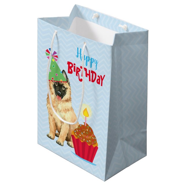 Birthday Cupcake Tervuren Medium Gift Bag (Front Angled)
