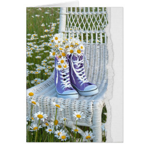 Birthday Daisy Bouquet in Purple Sneakers