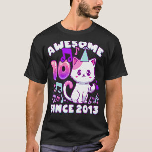 Birthday girl 10 years old, born 2013, K-Pop kitte T-Shirt