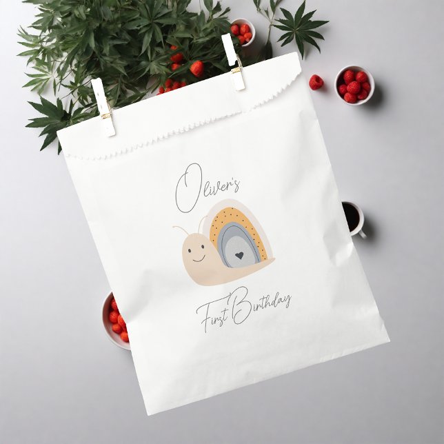 Birthday Party Snail Rainbow Rain Favour Bags (Creator Uploaded)