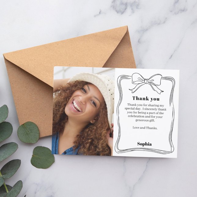 Birthday photo hand-drawn bow thank you card (Creator Uploaded)